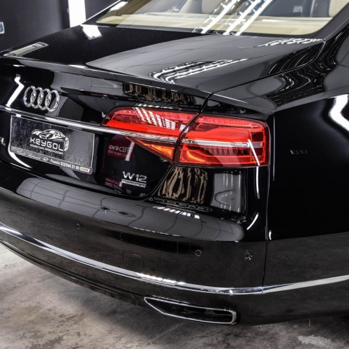 Audi A8 folia