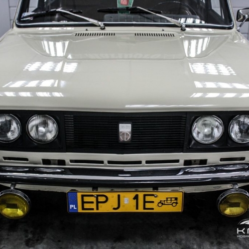 Fiat 125p kremowy