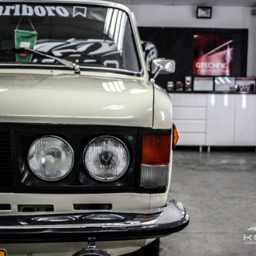 Fiat 125p kremowy