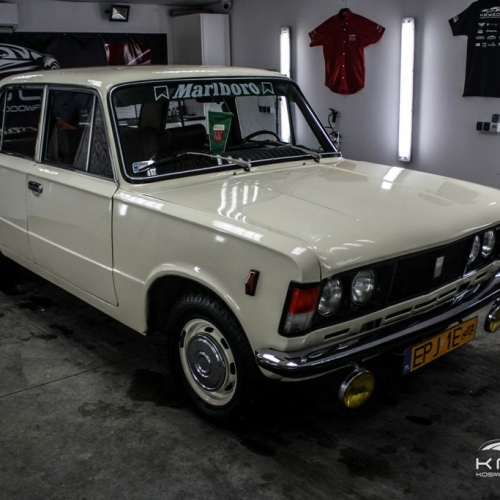 Fiat 125p kremowy