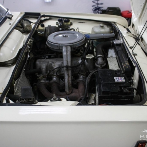 Fiat 125p kremowy