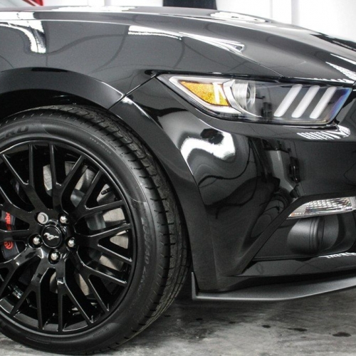 Ford Mustang 5.0 Black