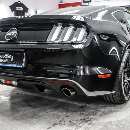 Ford Mustang 5.0 Black