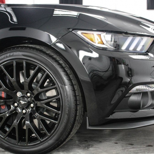 Ford Mustang 5.0 Black