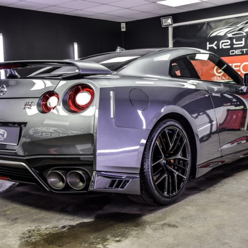 Nissan GTR